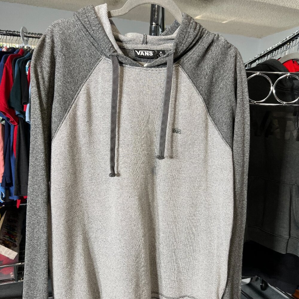VANS Contrasting Greys Lighter-weight Pullover Hoodie SZ M